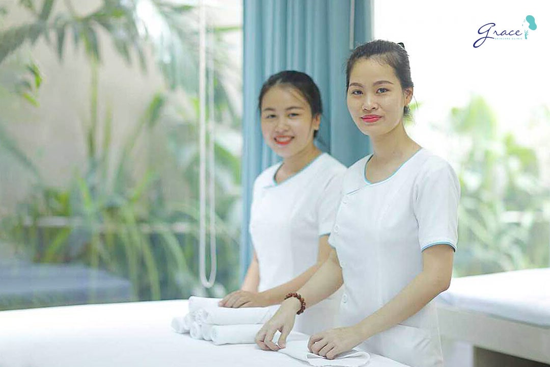 đội ngũ y tế tại Grace Skincare Clinic