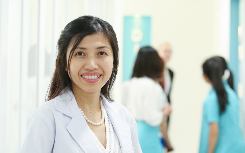 Bs Thảo trao đổi về chăm sóc da nhạy cảm