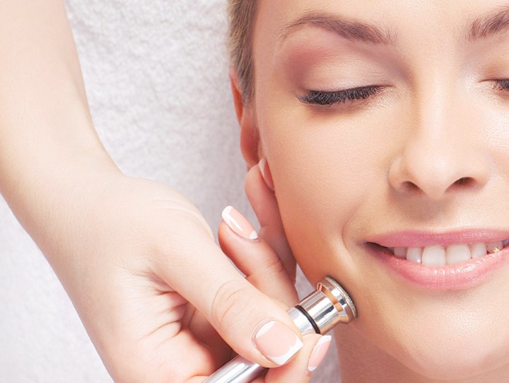 BENEFITS FROM MICRODERMABRASION TREATMENTS: