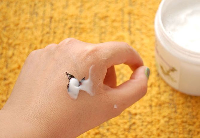 xóa vết xăm bằng hóa chất