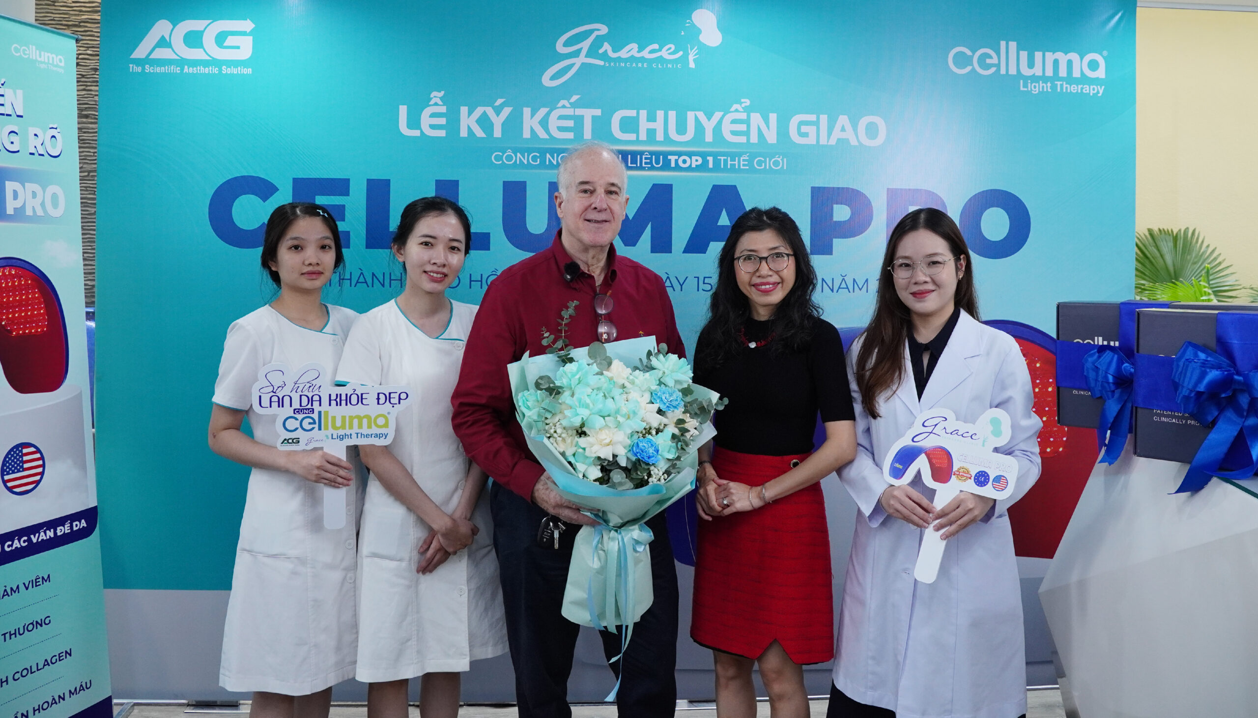 Grace Skincare Clinic đầu tư 4 máy Celluma Pro